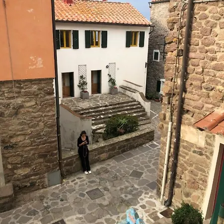 La Piazzetta Appartement Île de Capraia